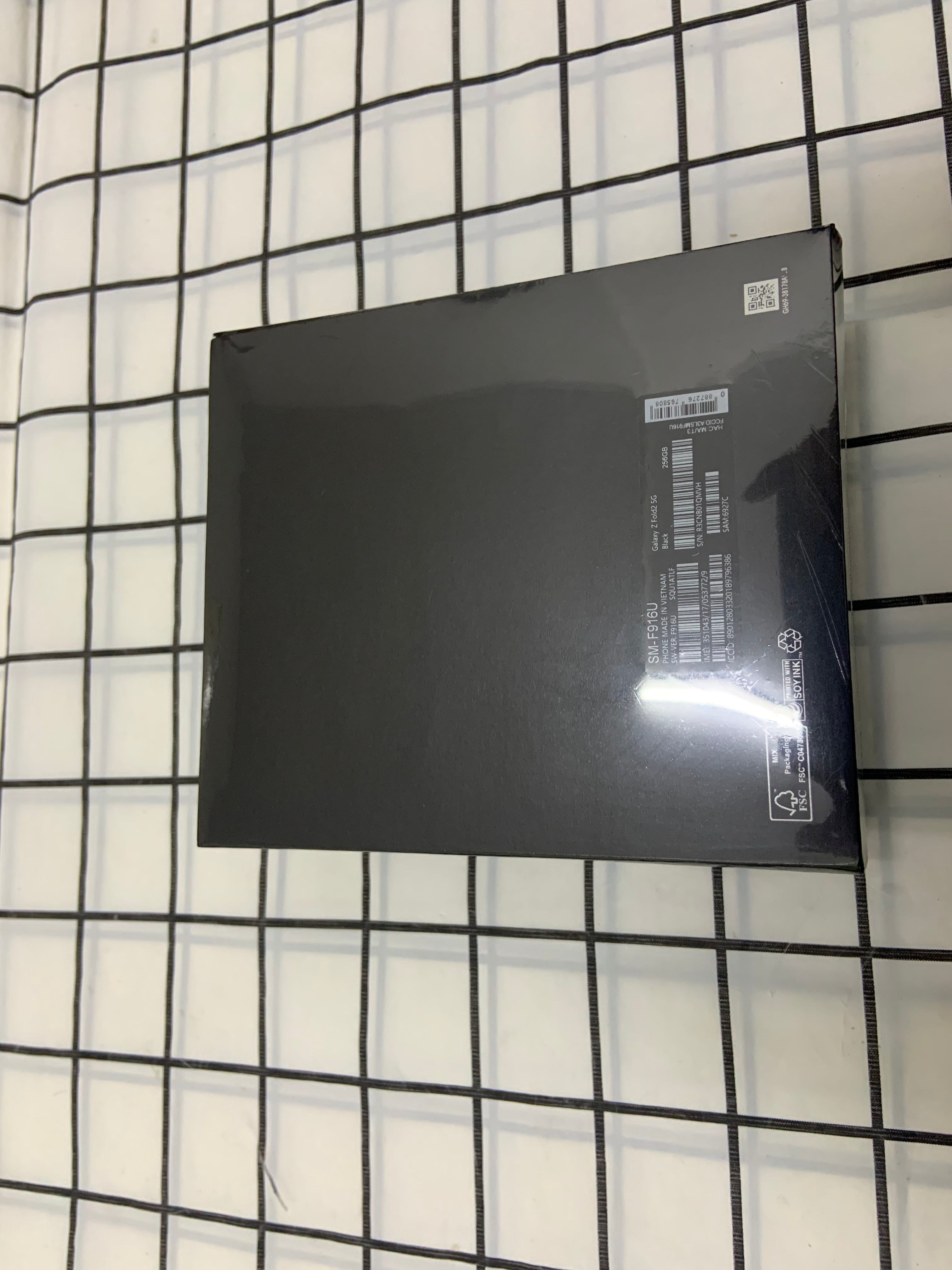 Samsung Galaxy Z Fold3 5G – 12GB RAM 256GB | Dual SIM | Sbloccato