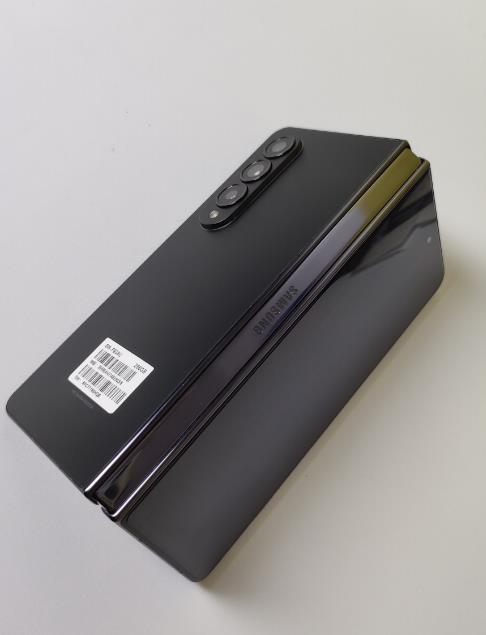 Samsung Galaxy Z Fold2 5G – 12GB RAM 256GB | Dual SIM | Sbloccato
